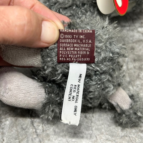 Ty Beanie Babies- Attic Treasures Collection: Cheri the  Dog 1995 - Picture 6 of 6